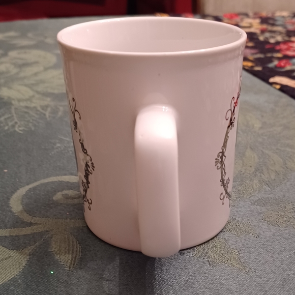 Queen Elizabeth Silver Jubilee Commemorative Kiln Craft Mug - Picture 5 of 7